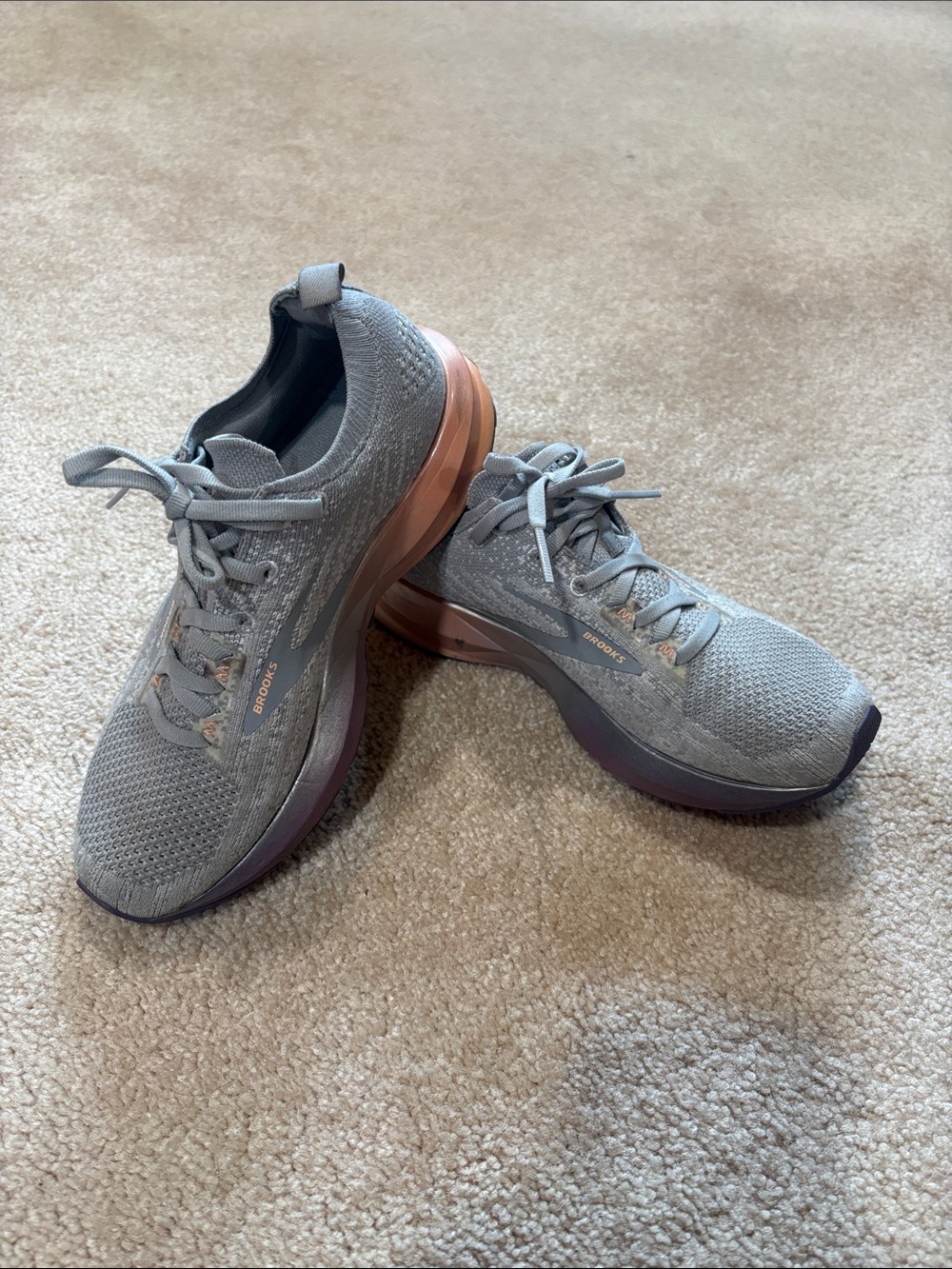 Brooks Levitate Tennis Shoes